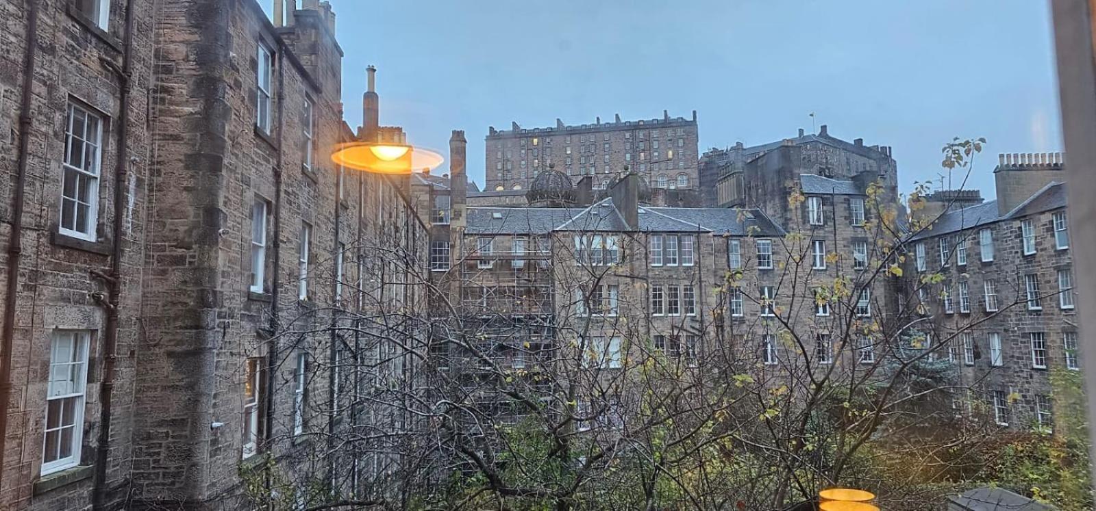 Apartment Cosy 2 Bedroom Flat-castle View *